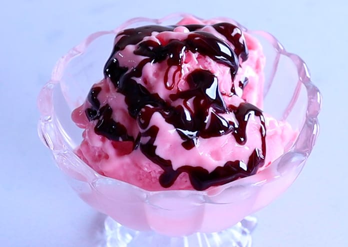 Imagem Calda de chocolate para sorvete