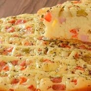 Receita de Torta-pizza de presunto e queijo